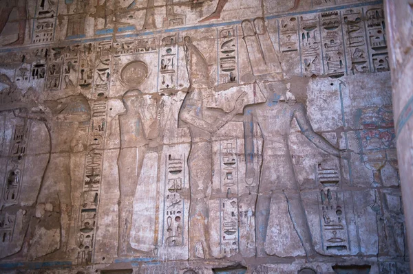 Medinet Habu (Templo Mortuorio de Ramsés III), Cisjordania de Luxor en Egipto —  Fotos de Stock