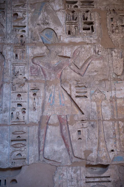 Medinet Habu (bårhus tempel av Ramses Iii), Västbanken av Luxor i Egypten — Stockfoto