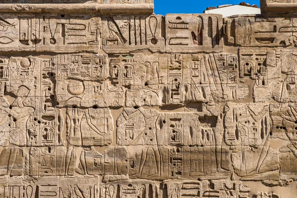 Medinet Habu (mortuarium tempel van Ramses Iii), de westelijke oever van Luxor in Egypte — Stockfoto