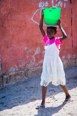 Gerçek insanlar Gambiya, Afrika