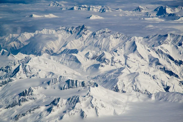 Prachtige panorama van de Zwitserse Alpen mountians — Stockfoto