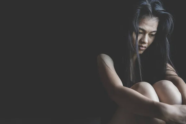 Joven Mujer Deprimida Violencia Doméstica Violación Dejar Abusar Violencia Trata —  Fotos de Stock