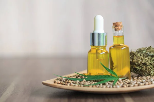 Cbd Olie Hennep Producten Voor Medisch Onderzoek Kruidengeneeskunde — Stockfoto