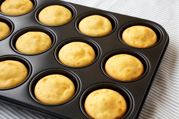 Zelfgemaakte Maïsbrood Muffins Zijaanzicht — Stockfoto