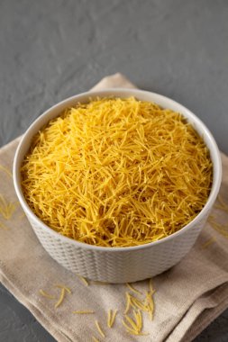 Çiğ Filini Vermicelles Pişirmeye Hazır. 