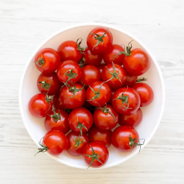 Tomates Cereza Ecológicos Rojos Frescos Bowl Vista Superior Acostado Plano — Foto de Stock