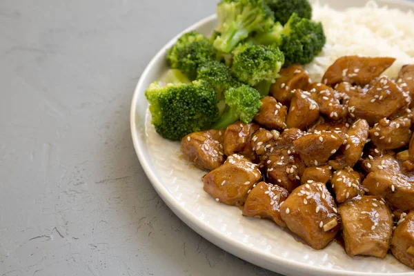 Poulet Teriyaki Fait Maison Avec Riz Brocoli Sur Une Assiette — Photo