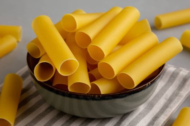 Çiğ İtalyan Cannelloni Makarnası..