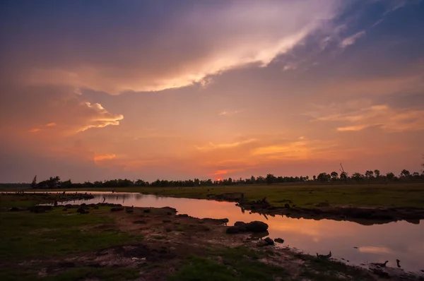 Vacker Skymning Himmel Med Moln Före Solnedgång Morgon Bakgrund Bild — Stockfoto