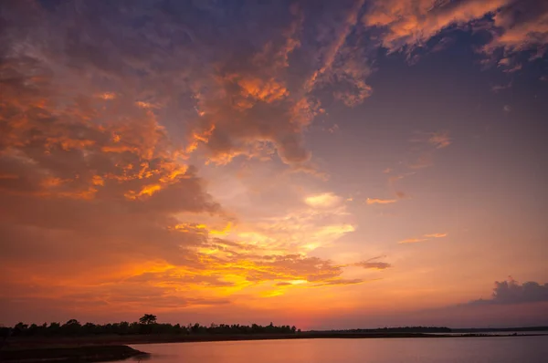 Vacker Skymning Himmel Med Moln Före Solnedgång Morgon Bakgrund Bild — Stockfoto