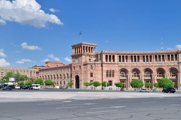 Дом Правительства, Ереван, Армения — стоковое фото