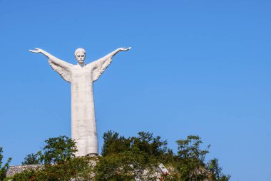 Kurtarıcı İsa Heykeli St. Blaise Dağı Maratea Bazilika İtal