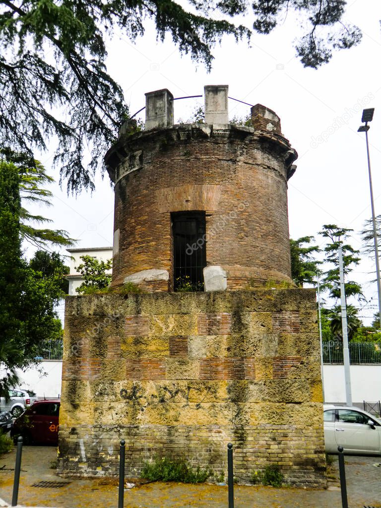 In front of the entrance to the park of Villa Blanc there is an archaeological find: a circular mausoleum similar, in small size, to the Mausoleum of Cecilia Metella.Villa Blanc, Rome, Italy, Europe. It was built in 1848 by the Marquis Lorenzo Lezzan