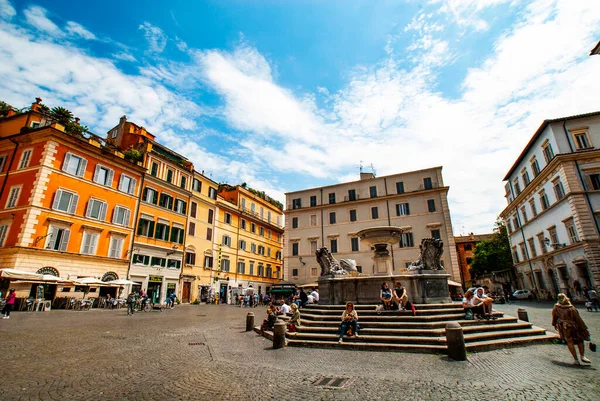 Fountain Piazza Santa Maria Trastevere Church Santa Maria Trastevere Trastevere — Stock Photo, Image