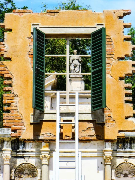 Artist Leandro Ehrlich His Work Window Ladder Citta Eterna Exhibition — Stock Photo, Image