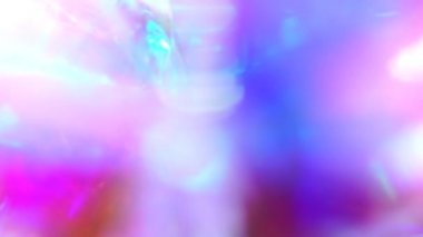 Gökkuşağı holografik dokusu. Mor mavi parıltı. Neşeli bulanık arkaplan