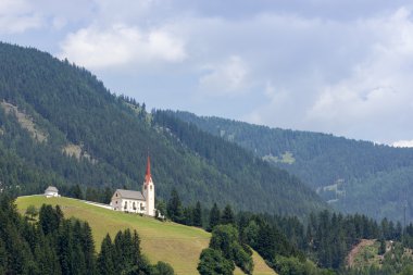 Beyaz kilise San Candido