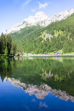Misurina Göl Manzaralı