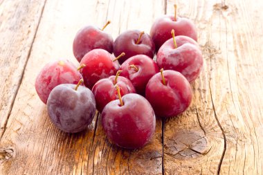 Kırmızı Erik görünümü