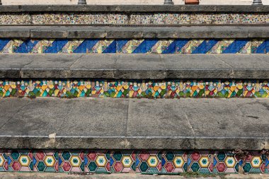 Caltagirone Sicilya 'dan polikrom seramik seramik kiremitli merdiven.