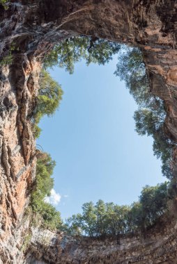 Yunanistan 'da Kefalonia' daki Melissani mağarası
