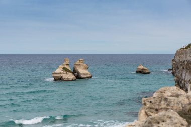 Torre dell 'orso Puglia İki kız kardeş