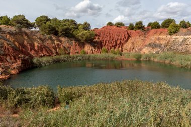 Otranto Puglia boksit gölü