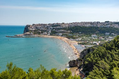 Vieste Puglia Denizi ve Kasabası