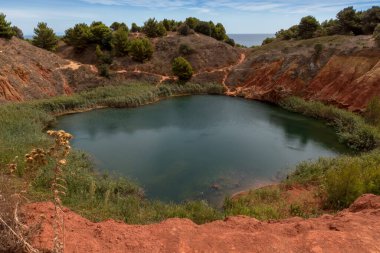 Otranto Puglia boksit gölü
