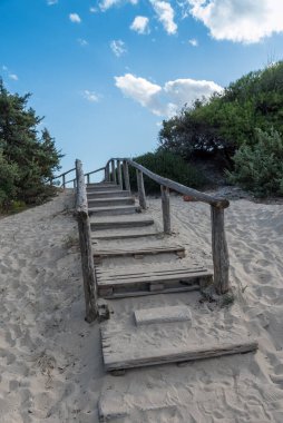 Punta Prosciutto Puglia plajı