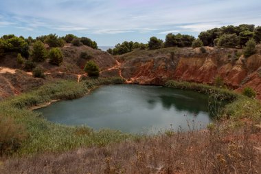 Otranto Puglia boksit gölü