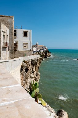 Vieste Puglia Denizi ve Kasabası