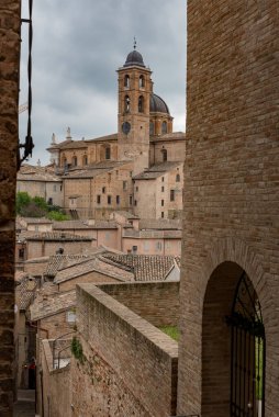 Urbino şehrinin manzarası