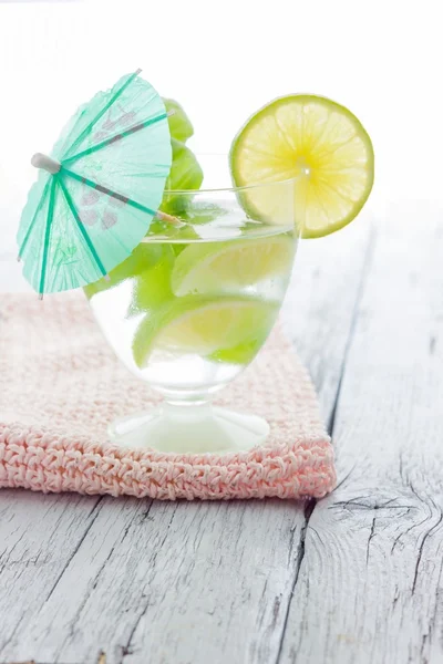 Kalter Mojito-Cocktail — Stockfoto