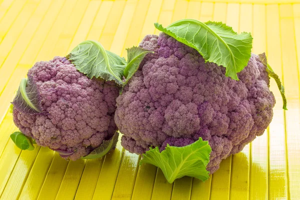 Purple cauliflower — Stock Photo, Image