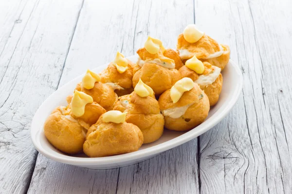 Cream puffs with tuna — Stock Photo, Image