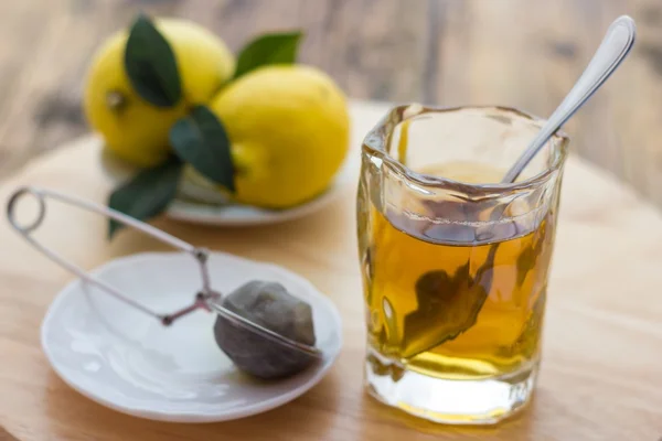 Lemon tea — Stock Photo, Image