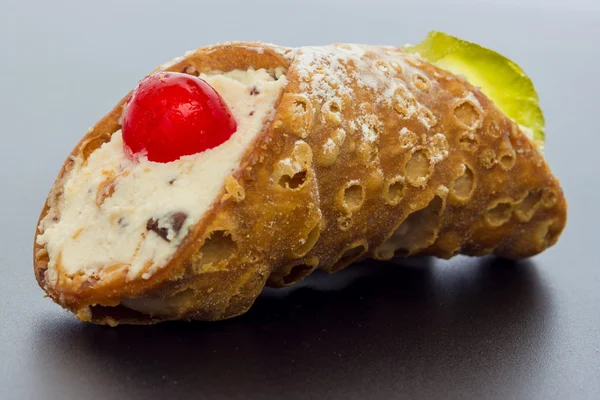 Cannoli siciliani dall'Italia — Foto Stock