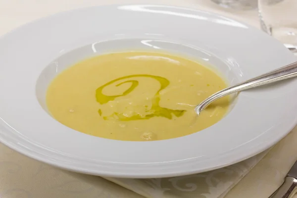 Крем з овочів з оливковою олією — стокове фото