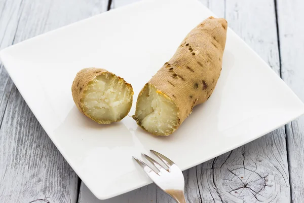 Patate dolci pronte per essere cotte — Foto Stock