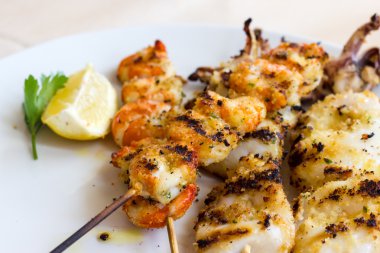 ızgara mürekkep balığı