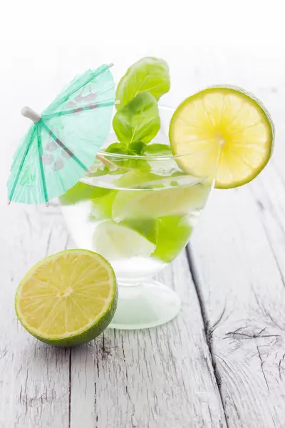 Koude Mojito cocktail — Stockfoto