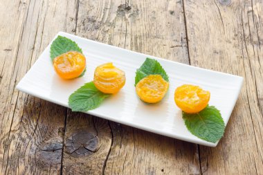 Mandalina şekerlenmiş clementines