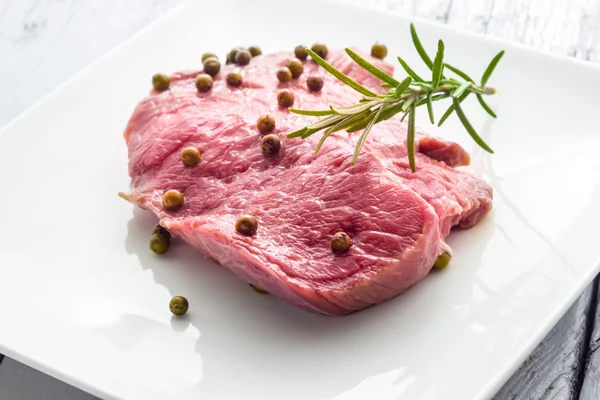 Rundvlees met groene peper — Stockfoto