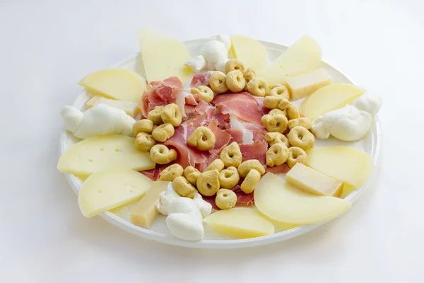 Mozzarella y queso de Puglia — Foto de Stock