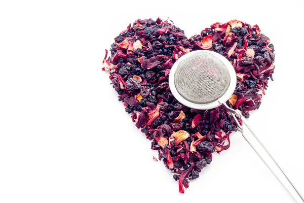 Chá de ervas saudável de vitamina com frutas vermelhas — Fotografia de Stock