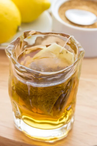 Glass of lemon tea — Stock Photo, Image