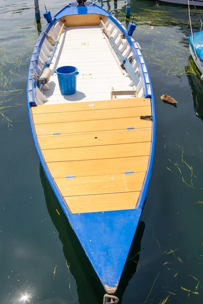 Bateau sur le lac d'Iseo — Photo