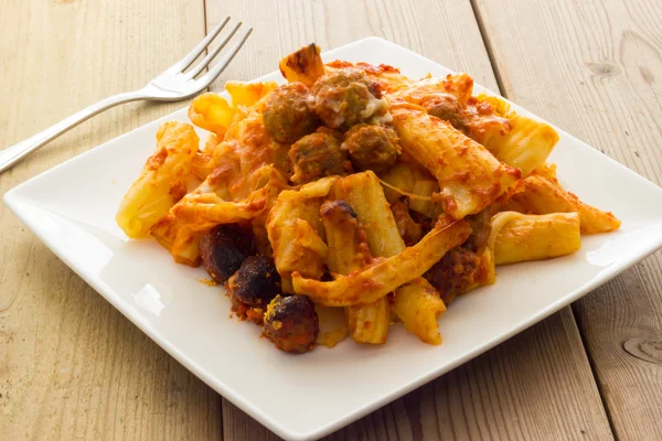 Baked pasta with meatballs — Stock Photo, Image