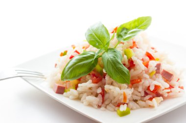 Lezzetli pirinç salatası